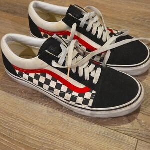 Vans Men's Black, White, and Red Checkered Sneakers Like New